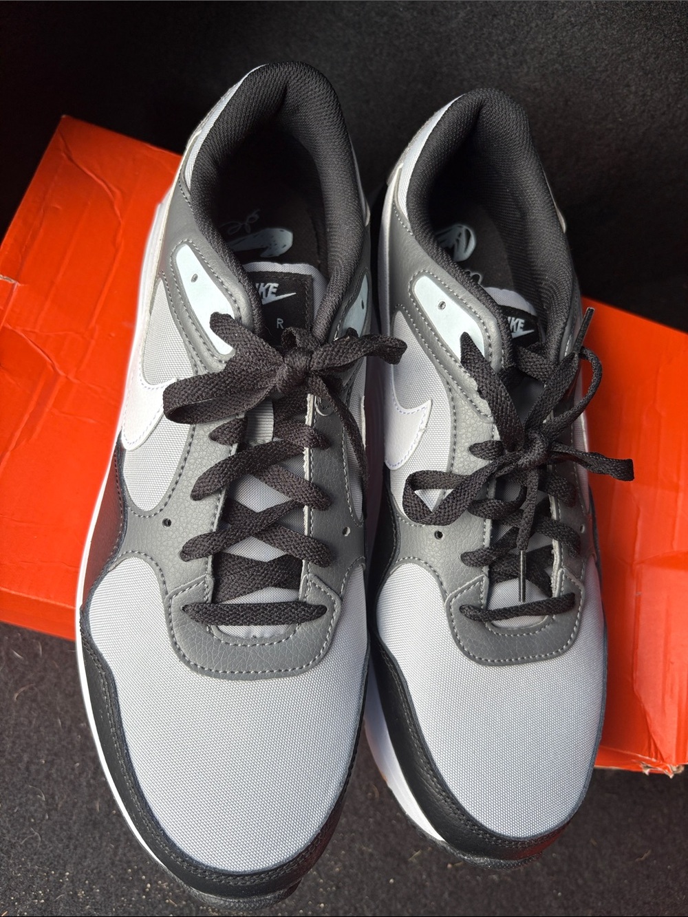 NIKE Air size 12 brand new